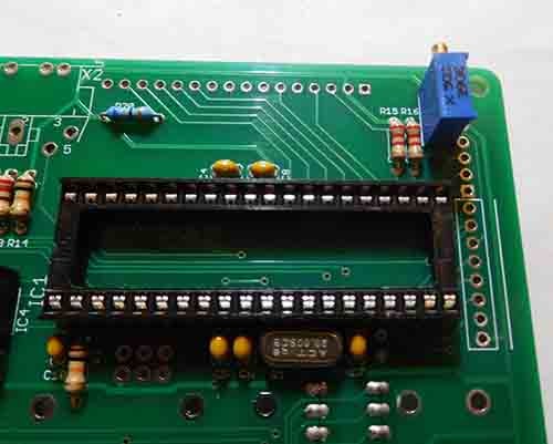 shruthi-control-board-crystal-and-pre-set