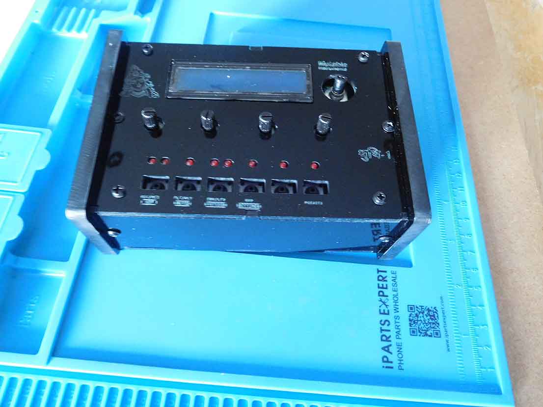 DSCN6443 mutable instrument shruthi case finished