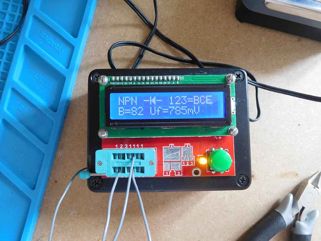 how to test an optoisolator 6N138 diode and transistor how to test an optoisolator using a component tester with a 6N138