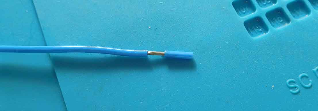 How to strip wires with a knife finished with a knife finished